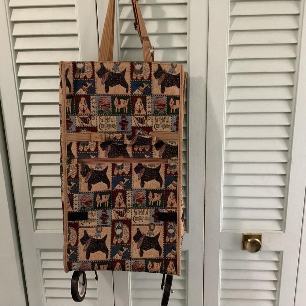 Dog Patterned Hanging Travel Cart with wheels